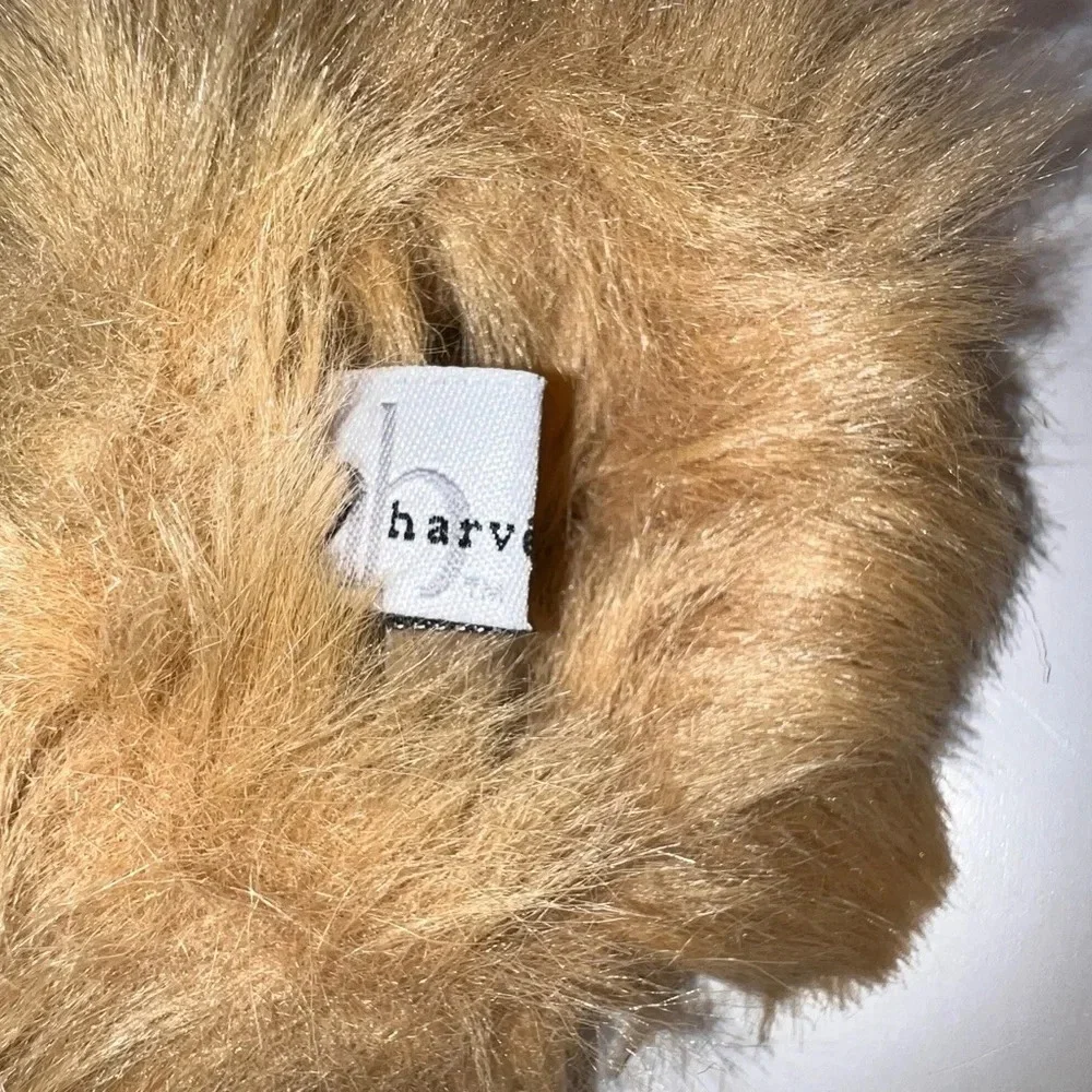 Harve Benard harve benard